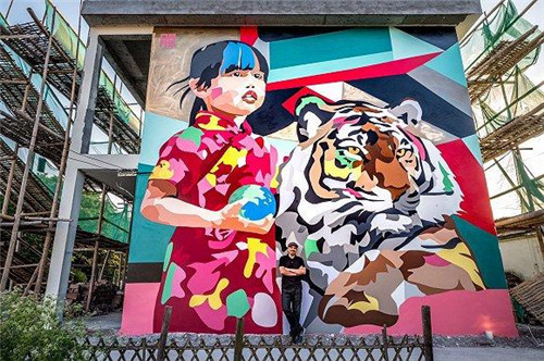 美籍日裔藝術(shù)家DAAS的作品《我們是守護(hù)者》 美籍日裔藝術(shù)家DAAS的作品《我們是守護(hù)者》