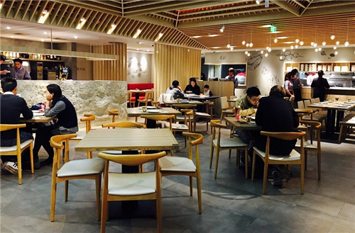 必勝客首家概念店“ph+” 必勝客首家概念店“ph+”