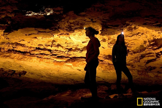 風(fēng)洞國(guó)家公園，南達(dá)科他州攝影：Phil Schermeister，國(guó)家地理創(chuàng)意版