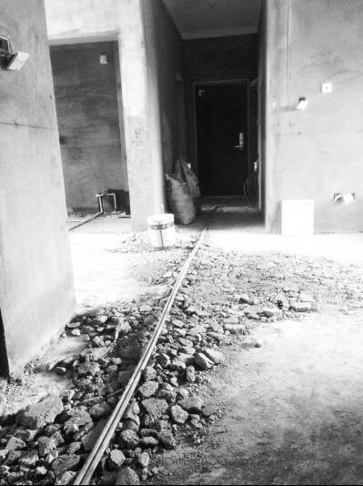 花了七八千，被告知裝錯了房