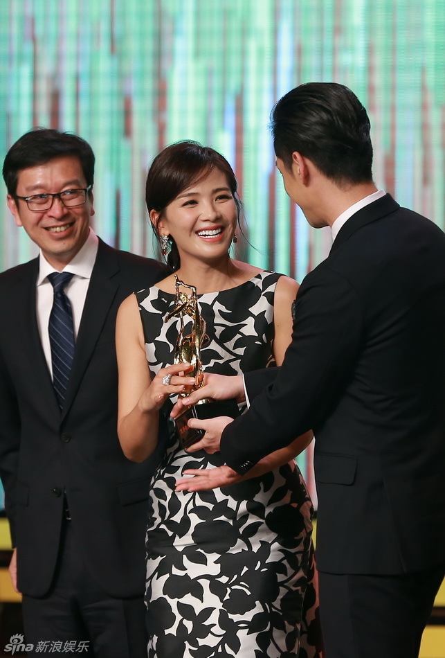 第三十屆飛天獎(jiǎng)陳寶國梅婷奪帝后 第三十屆飛天獎(jiǎng)陳寶國梅婷奪帝后
