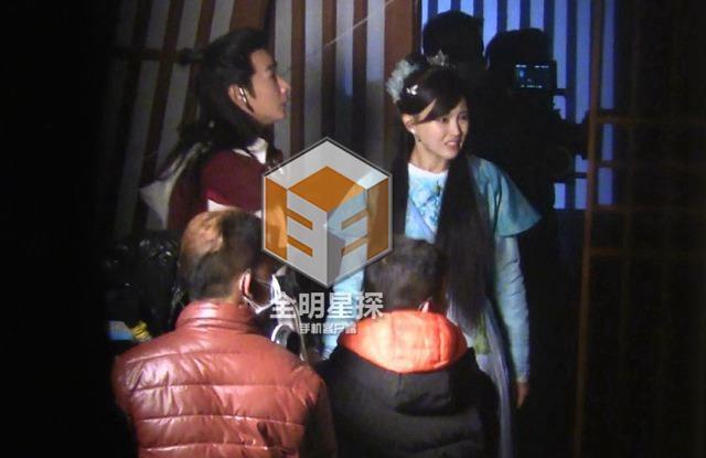 曝唐嫣羅晉地下戀 酒店同房過夜 曝唐嫣羅晉地下戀 酒店同房過夜