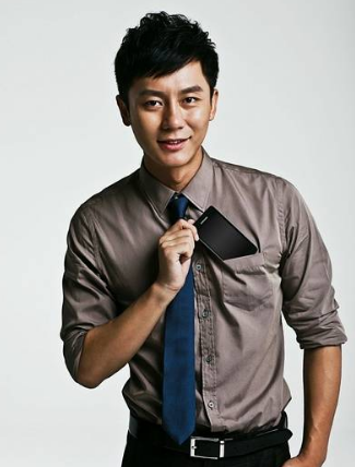 李晨工作室否認(rèn)隱形富豪傳聞 李晨工作室否認(rèn)隱形富豪傳聞