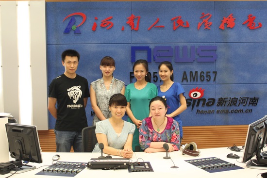 政府在線團(tuán)隊(duì) 政府在線團(tuán)隊(duì)