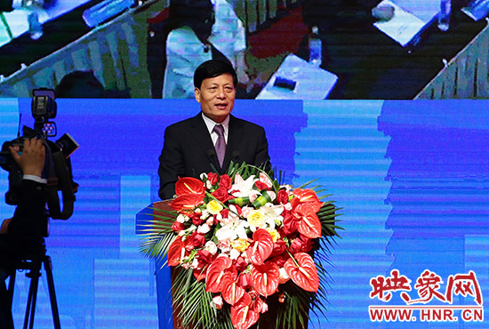 河南省委副書記、省長謝伏瞻出席開幕式并講話