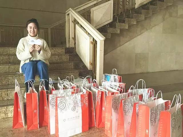 每一位到現(xiàn)場的小伙伴都獲得了我們精心準備的小禮品哦！