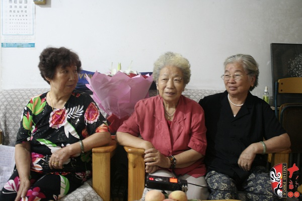 越調(diào)名老藝人雷桂花、劉巧蓮、劉玉蘭回首往事