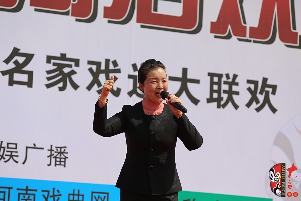 洛陽市豫劇院副院長、豫劇二團(tuán)團(tuán)長陳大華演唱豫劇《穆桂英掛帥》選段