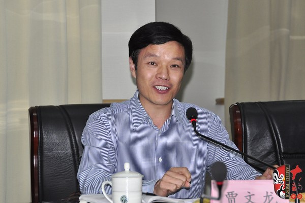 河南豫劇院副院長(zhǎng)、三團(tuán)團(tuán)長(zhǎng)賈文龍