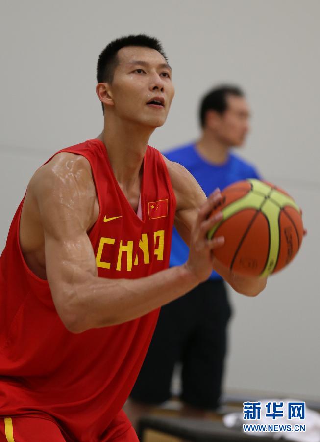 中國男籃進(jìn)行首次適應(yīng)性訓(xùn)練 中國男籃進(jìn)行首次適應(yīng)性訓(xùn)練