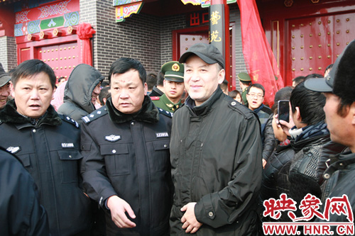 郭達(dá)現(xiàn)身馬街書會(huì)現(xiàn)場(chǎng)。