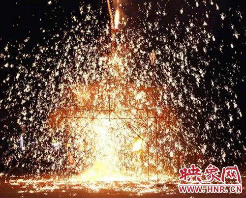 確山鐵花將登上萬眾矚目的春晚舞臺！