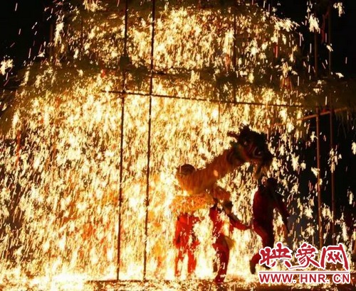 確山鐵花將登上萬眾矚目的春晚舞臺！