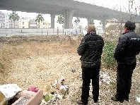 小區(qū)圍墻大半夜被挖塌了 小區(qū)圍墻大半夜被挖塌了