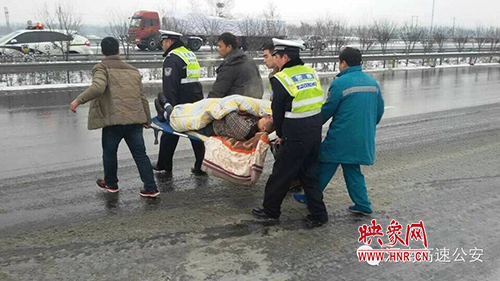 冰雪襲中原,他們堅守在高速公路上