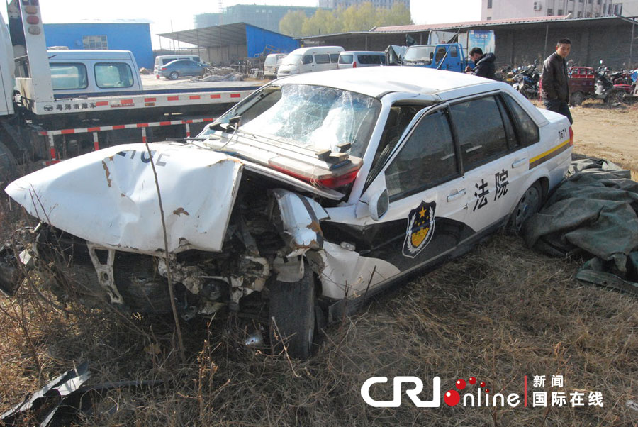 南陽(yáng)一警車因司機(jī)醉駕致路人2死5傷