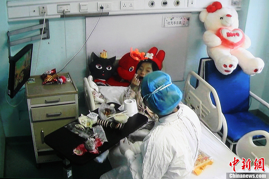 北京首例H7N9禽流感確診女童康復(fù) 預(yù)計(jì)17日出院 北京首例H7N9禽流感確診女童康復(fù) 預(yù)計(jì)17日出院