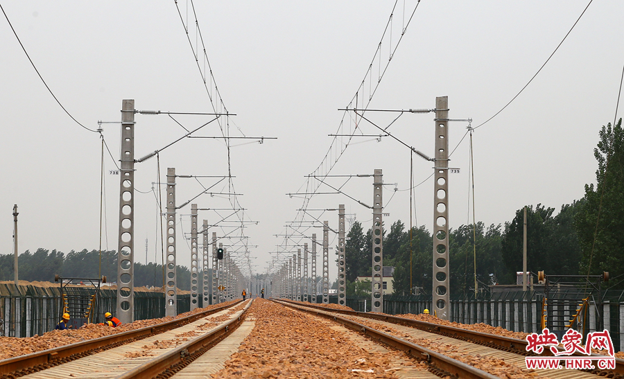 上午11點(diǎn)左右，移軌完成