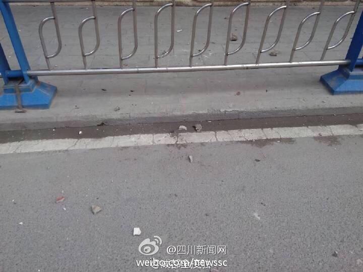 據(jù)中國(guó)地震臺(tái)網(wǎng)速報(bào)稱(chēng)，11月22日16時(shí)55分，四川省甘孜藏族自治州康定縣（北緯30.3度，東經(jīng)10