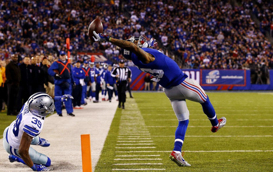 　單幅二等獎(jiǎng)，單手接球。