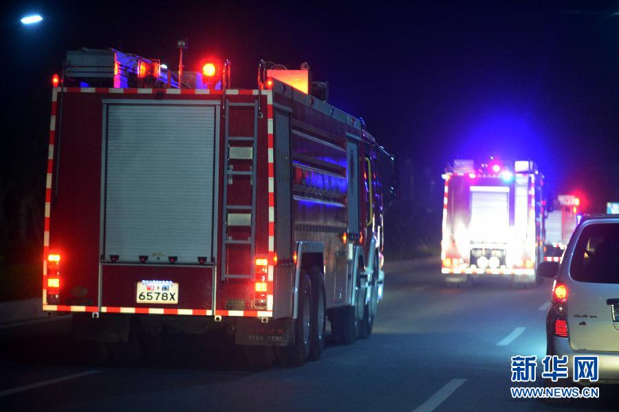 4月7日，消防車輛趕往事故現(xiàn)場(chǎng)。