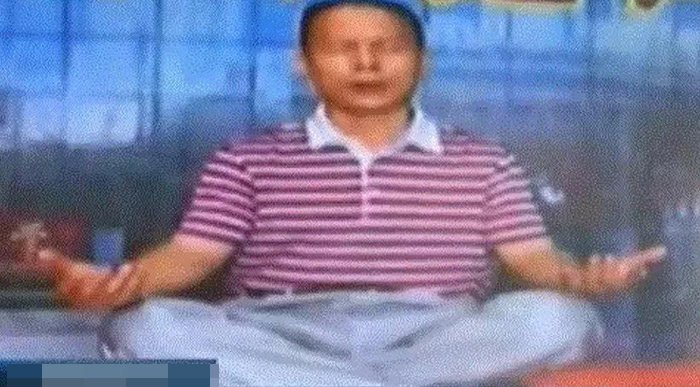 小學校長要求學生打坐代替午睡 自稱已練20年 小學校長要求學生打坐代替午睡 自稱已練20年