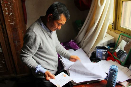 這些信成了張家的“寶貝”，哥哥張高發(fā)表示要好好收藏。