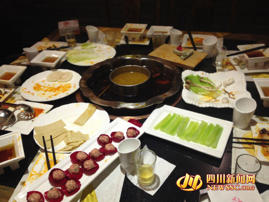 卡梅倫最?lèi)?ài)的“香菜丸子”成為網(wǎng)友熱議的話題 卡梅倫最?lèi)?ài)的“香菜丸子”成為網(wǎng)友熱議的話題