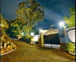 內(nèi)地買家購(gòu)香港超級(jí)豪宅僅稅款須繳4500多萬(wàn)（圖）