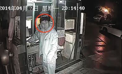 4月10日，一段“法官毆打保安”視頻成為網(wǎng)絡(luò)熱點(diǎn)。