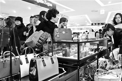 我國去年出境人數(shù)超過1億人次，境外消費超過1萬億元人民幣 供圖/CFP