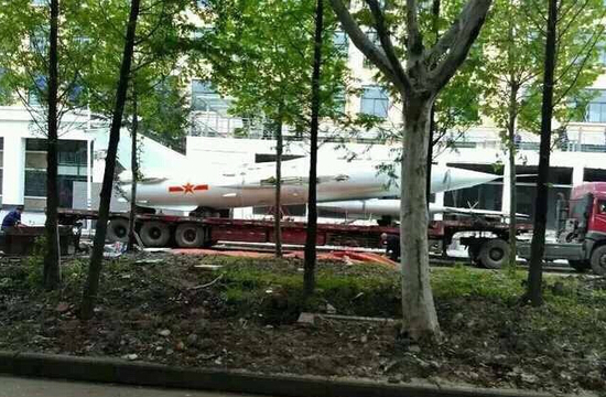 戰(zhàn)斗機運輸途中 戰(zhàn)斗機運輸途中