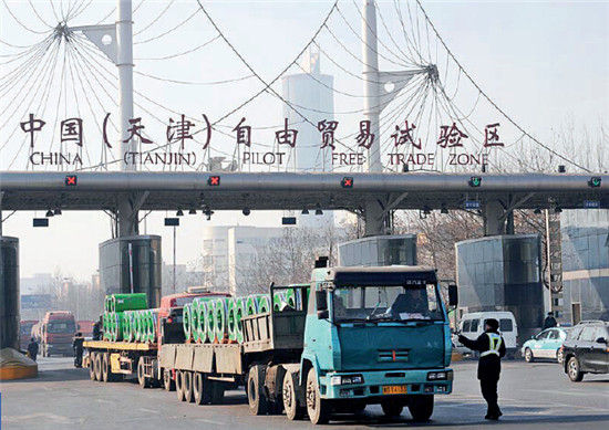 爆炸發(fā)生前天津港區(qū)域內的景象 爆炸發(fā)生前天津港區(qū)域內的景象