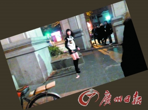 黑衣女掙脫跑掉。