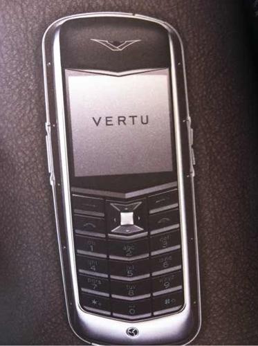 (葉先生的手機(jī)目前已經(jīng)送去維修，圖冊中的手機(jī)是和葉先生同款的。圖/瀟湘晨報(bào)滾動(dòng)新聞?dòng)浾?文乃斐)