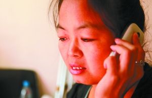 每次給家人打電話，史女士都會(huì)很難過。