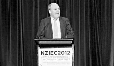 我非常重視新西蘭作為國際留學(xué)大國的聲譽，新西蘭教育在英語國家內(nèi)是排得上前五名的。新西蘭的大學(xué)會重視自己的聲譽，不會輕易縱容自己的學(xué)生。