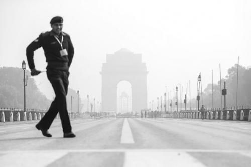 《紐約時報》網站27日配發(fā)的新德里1月某一天的霧霾照片。