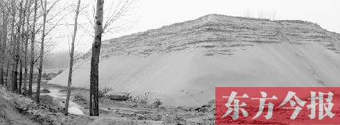 蔣西昌開設(shè)的砂場(chǎng)經(jīng)營(yíng)多年，但至今未遭到過(guò)處罰