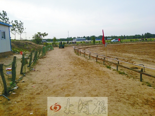 賭場(chǎng)里建有專(zhuān)用賽道