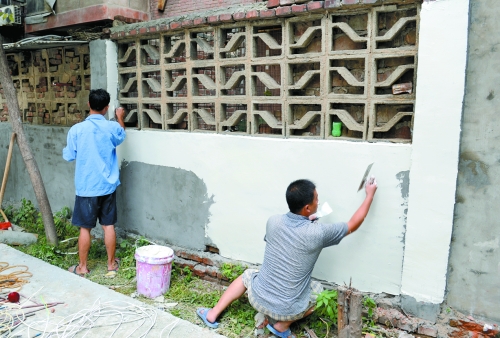 　老舊小區(qū)改造完畢后，“年輕”了、“身價(jià)”也漲了。
