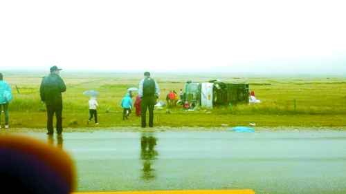 6名河南青年青海救人 面對采訪不留身份 6名河南青年青海救人 面對采訪不留身份