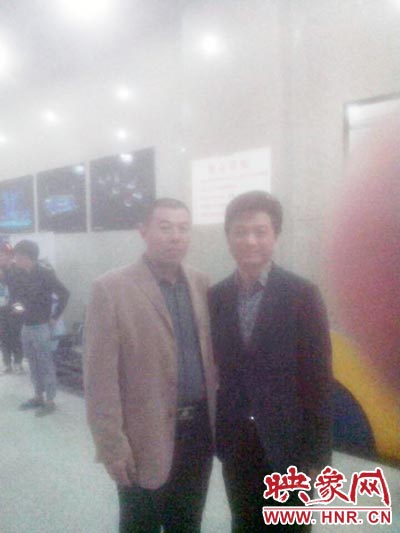 10月30日，著名節(jié)目支持人崔永元聽說(shuō)了楊冠軍資助學(xué)生的事情后，通過(guò)河南衛(wèi)視，邀請(qǐng)其到北京見面，接受