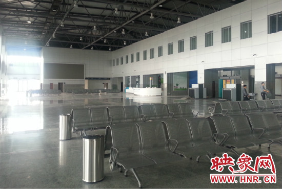 鄭州新客運北站候車大廳。