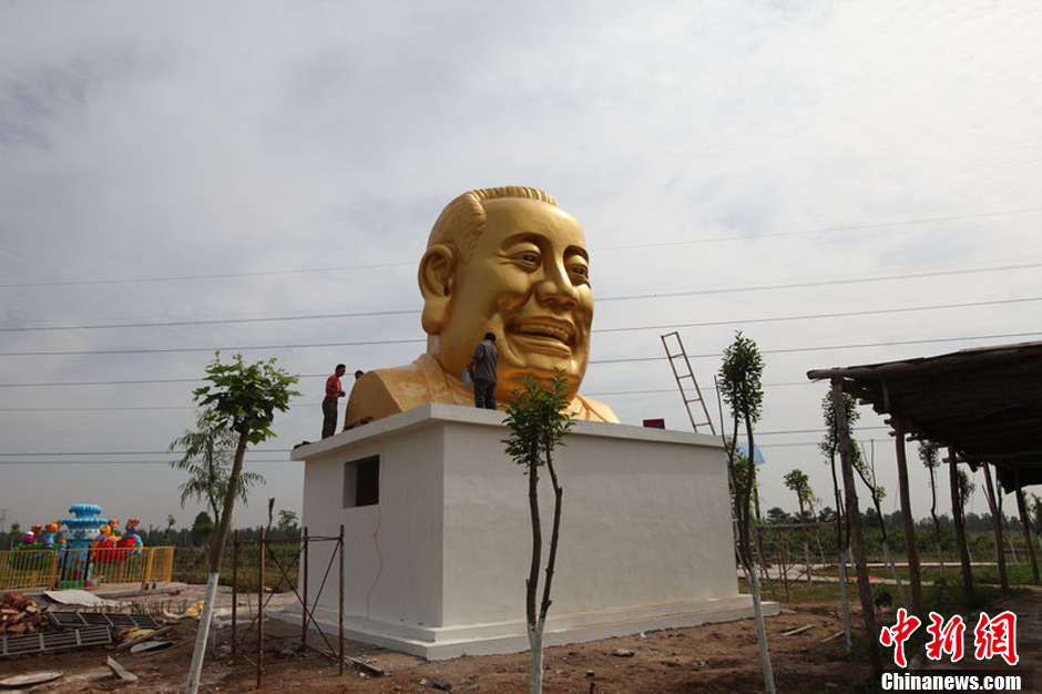河南洛陽“大背頭彌勒佛”低調重現(xiàn)園內(nèi)