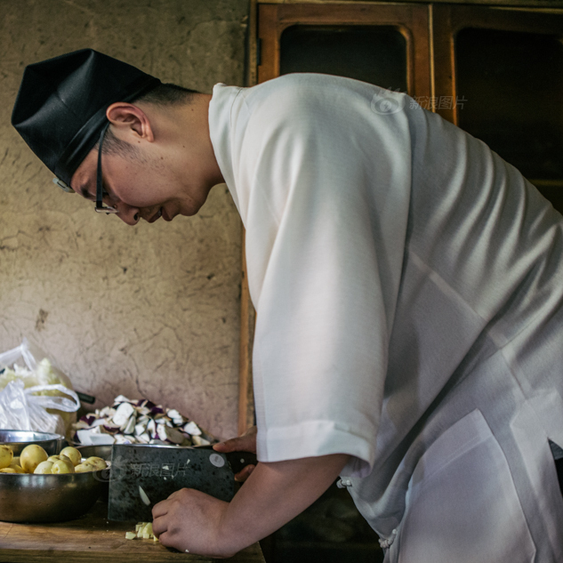 成人夏令營體驗(yàn)道教生活