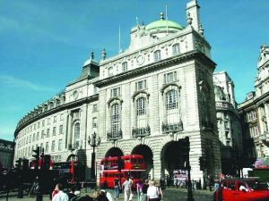 倫敦，沒有最低只有更低