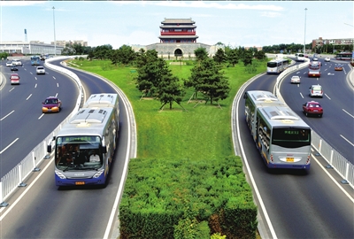 中軸路上的快速公交。