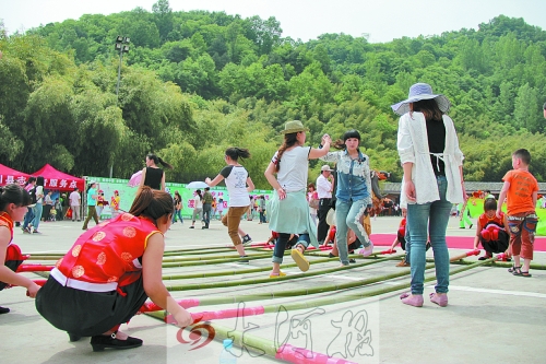 欒川6家景區(qū)對(duì)大學(xué)生免門(mén)票 兩天接待2萬(wàn)名大學(xué)生