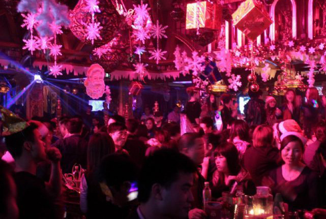 再不狂歡就老了！鄭州圣誕狂歡大攻略